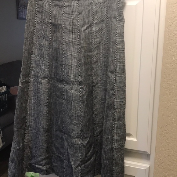 Sara Isabella black and white long skirt NWT - Picture 1 of 10